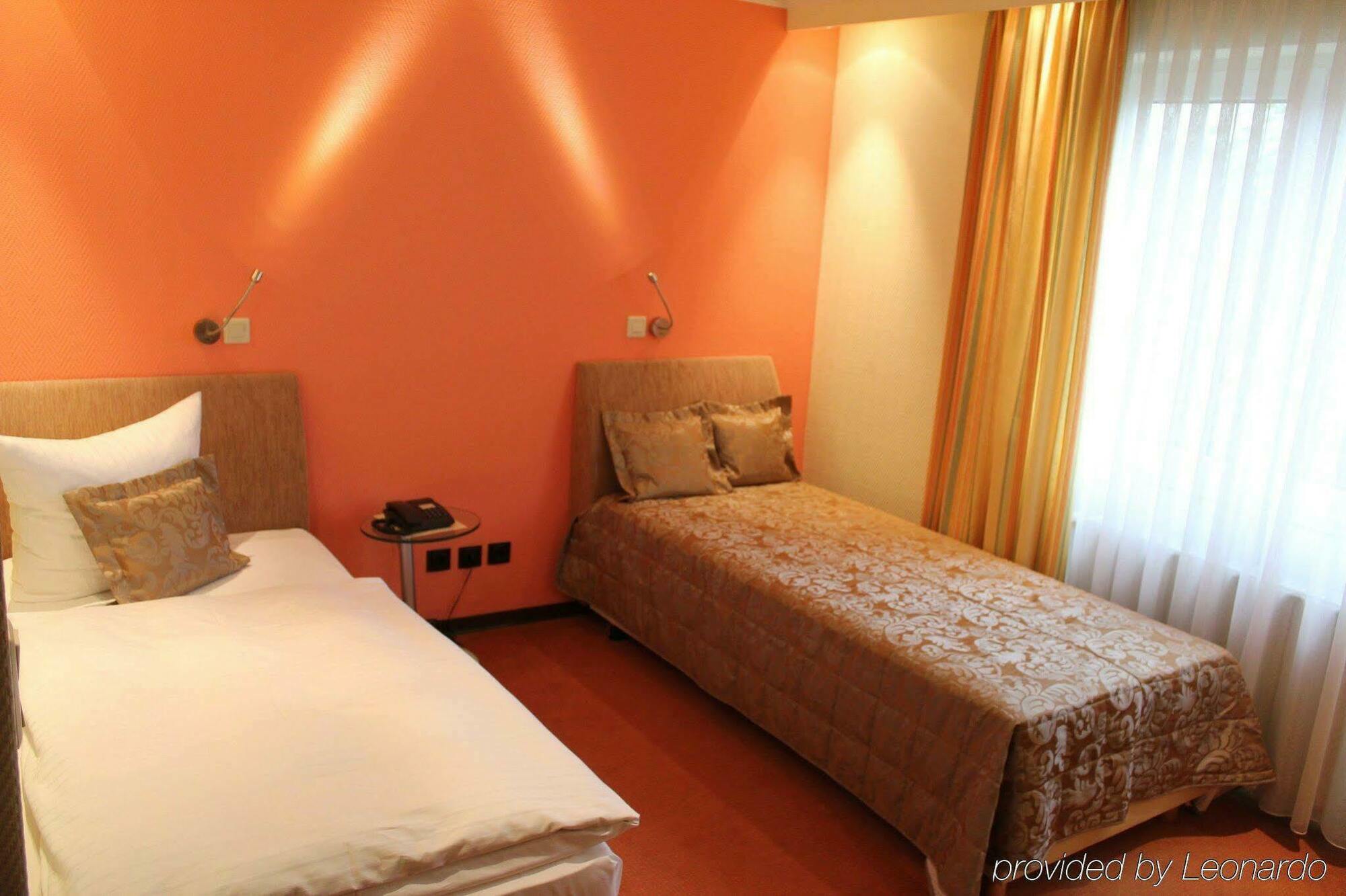 Astralis Hotel Domizil Walldorf  Zewnętrze zdjęcie